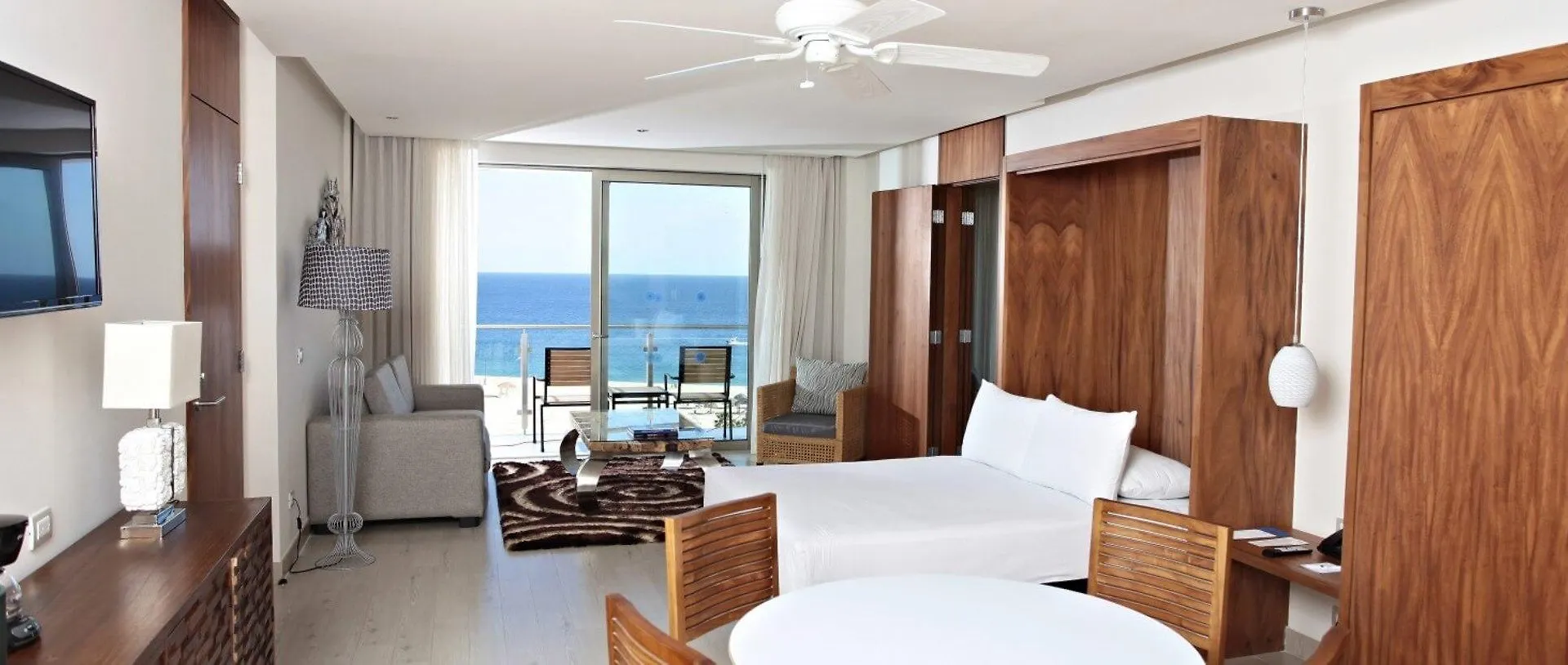 Resort Sandos Finisterra All Inclusive Cabo San Lucas